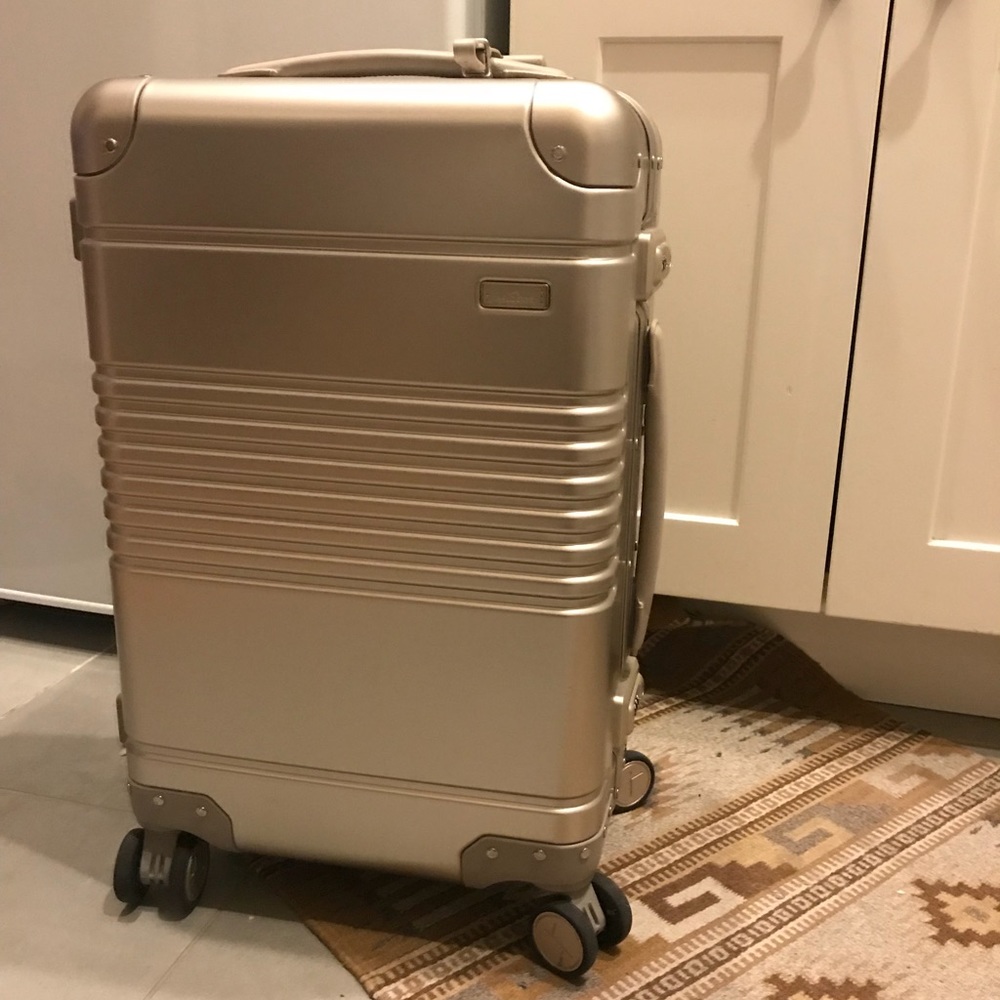 Arlo Skye Polycarbonite Carry-On Suitcase